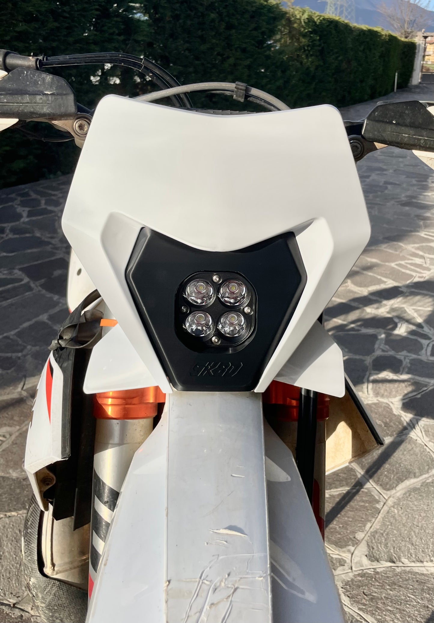 Faro led KTM